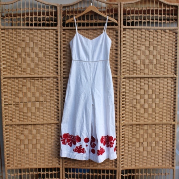 Club Monaco White Red Floral Embroidered Jumpsuits - Picture 2 of 7